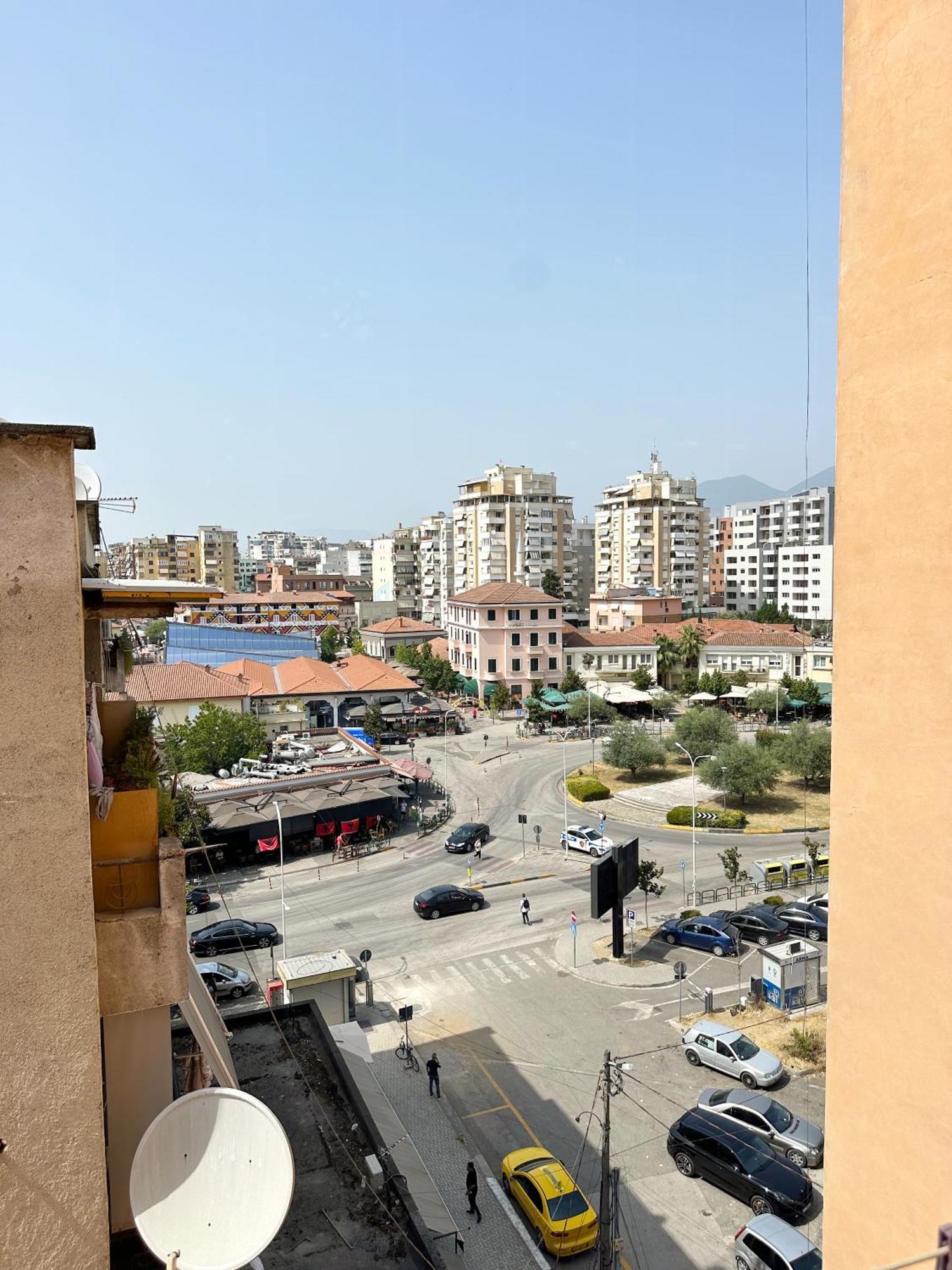 Jo-Al, New Bazaar! Apartment Тирана Екстериор снимка
