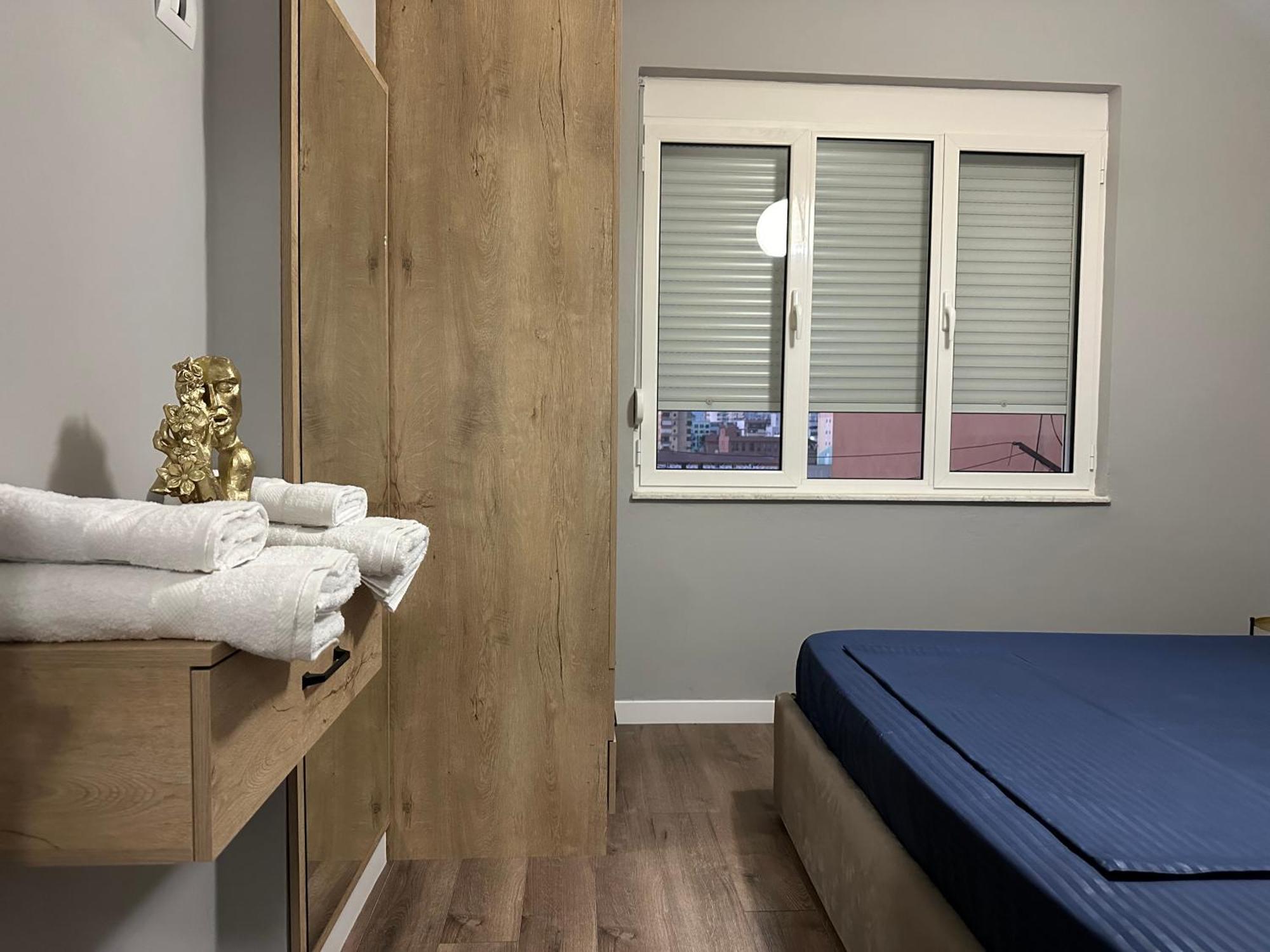 Jo-Al, New Bazaar! Apartment Тирана Екстериор снимка